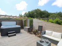 Willow Lodge, Retallack Hotels in Saint Columb