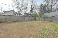 Walk to UK Campus: Charming Home w/ Patio! - homestay