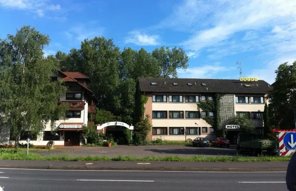 巴喬斯特比加尼酒店