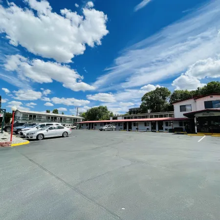 Apple Inn Motel