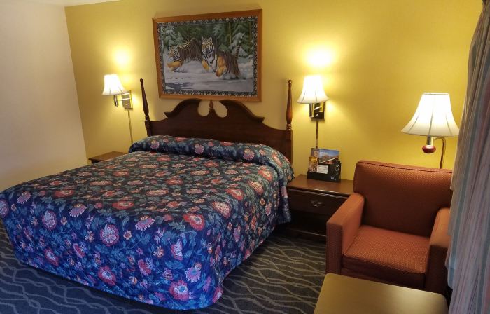 Budget Host Inn