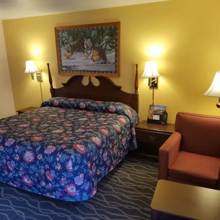 Budget Host Inn