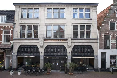 Bed & Breakfast Hotel Malts Отели рядом со станцией Haarlem Railway Station
