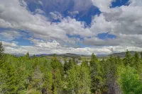 Prospector Point E 4Br 3.5ba 4 Bedroom Townhouse by RedAwning