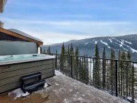 Powder Heights #18 Townhouse Hotels in Sun Peaks