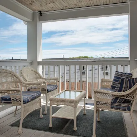 Cape Cod Harbor House Inn