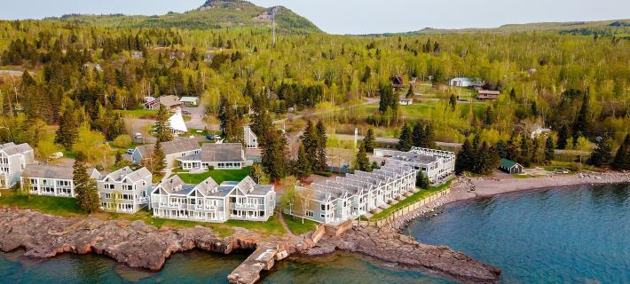 Bluefin Bay on Lake Superior Hotels in Cook County