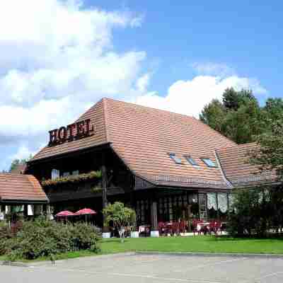 LE RELAIS DES CHATEAUX FORTS - HOTEL et RESTAURANT Hotel Exterior