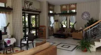 Carikci Hotel - 2-Star