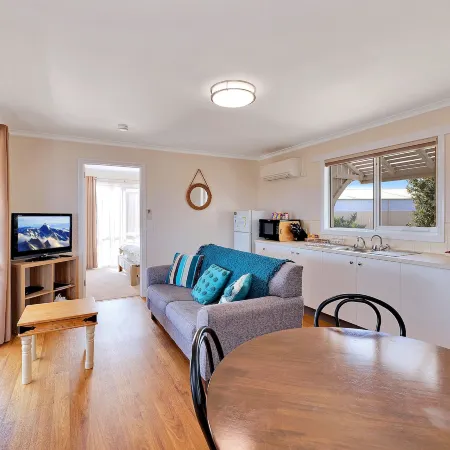 High View Family Cottages