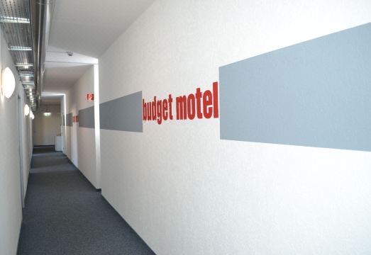 5. 버짓 모텔 레겐..