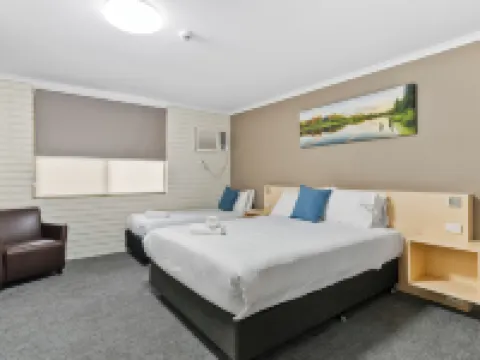 Morayfield Tavern Hotels in Caboolture