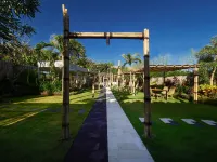 ザ テンペカン ヘリテージ Tirtha Chapel周辺のホテル