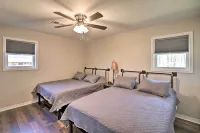 Greers Ferry Home w/ Yard, < 1 Mi to Marina! - Homestays
