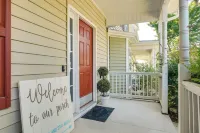 Pet-Friendly Family Townhome w/ Private Patio
