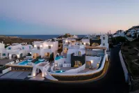 Acro Blue Luxury Villas - Bed and Breakfasts