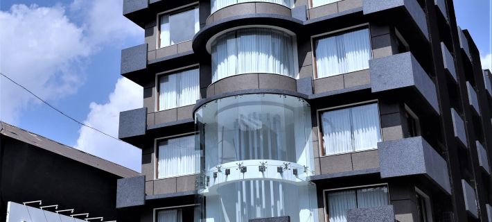 De Glance Hotel Hotels in Surat