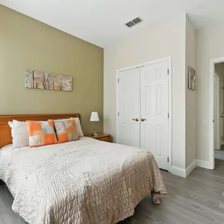 3BR Resort Condo Pool Balcony Near Disney