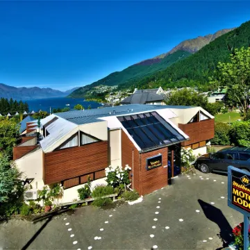 Melbourne Lodge Hotels near Time Tripper Queenstown