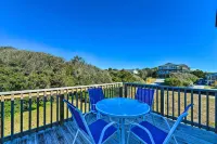 'East of the Sun' Beachside Apartment w/ Deck! - Lemmikkieläimet sallittu