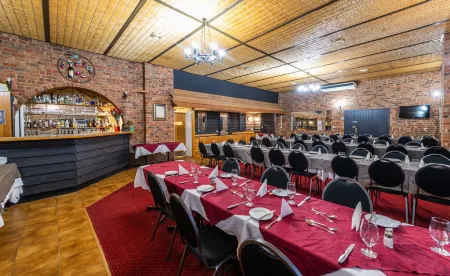 Golden Age Motor Inn