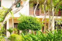 Nikara Luxury Beach House Hotels in 