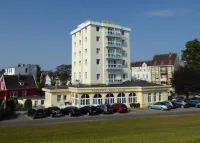 Seehotel Neue Liebe - parking
