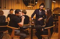 Hilton Garden Inn Faroe Islands - Bares