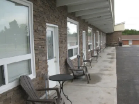 Goodman's Motel Hotels in Baldwin