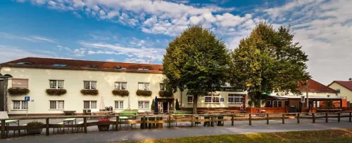 Hotel & Gasthaus Zum Eichenkranz Hotels in Luckenwalde