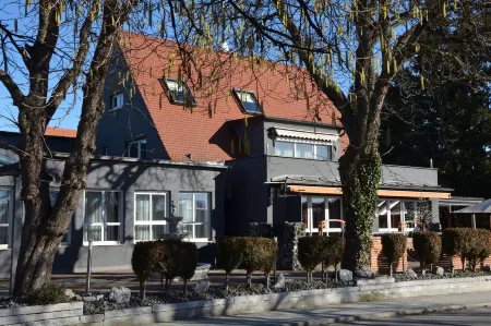 Gersthofer Auszeit Отели в г. Релинг