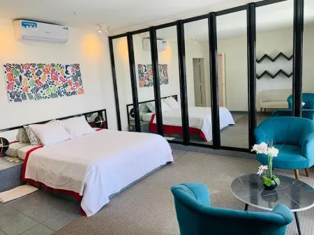 Maison d'hôtes Villa Anna Dakar Отели рядом с достопримечательностью «Dakar port»