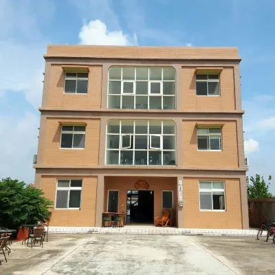 HSIANGHUA  HOMESTAY Hotels near Lion Mountain Howitzer Park & Museum