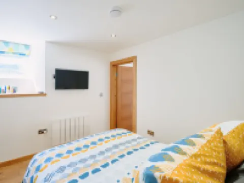 Pipedream Hotels in Porthleven