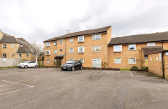 Quiet and Cosy 2-bed in Wimbledon