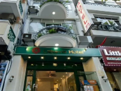 ラベヴィ ホテル Flamingo Travel Hanoi Motorbikes Repair Garage周辺のホテル