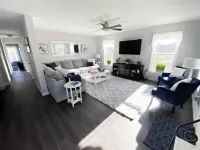 Stylish Cozy Home with Gorgeous Views!
