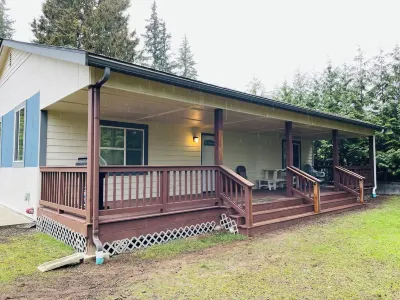 BRAND NEW! Entire guest house Hotels in der Nähe von Meadowdale Beach Park
