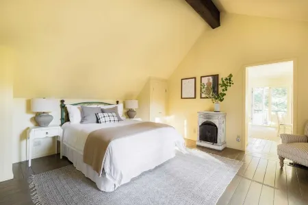 Everett by AvantStay 5Mins to Palisades Tahoe w Hot Tub