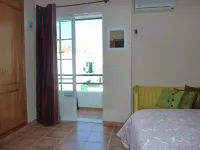 Pleasant beach house with the best sand and calmest sea in the whole Algarve.