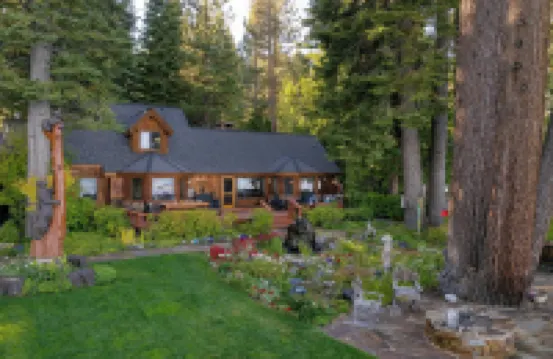 Homewood Lakefront by Avantstay Private Beach & Lake Access + Views! Hotels in Homewood