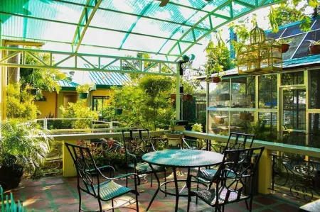 Luisita Central Park Hotel