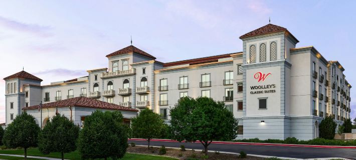 Woolley's Classic Suites Denver Airport オーロラのホテル