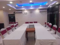 Hotel Max Inn - piscina