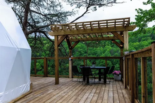 The Canyon at Pond Creek Hotels in Bledsoe County