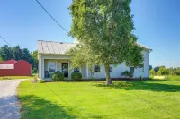 Cozy Greenwich Vacation Rental w/ Fire Pit - С парковкой