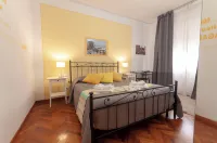 B&B Cento Passi Dalle Mura Hotels near Via Fillungo
