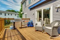 Downtown Ogunquit Home 1 Mi to Beach! - Dapur