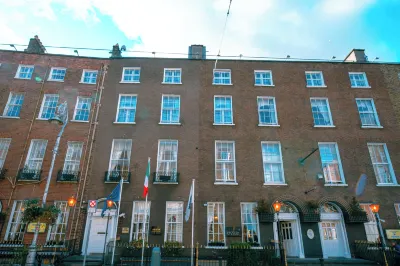 Russell Court Hotel Hotel di 