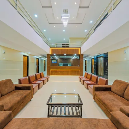 Hotel Anand Inn Solapur فنادق في سولابور